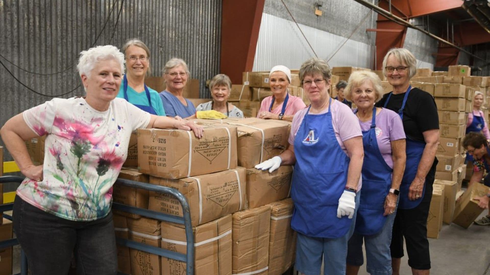 Volunteers Enriching Weld Clothing Children Of Weld